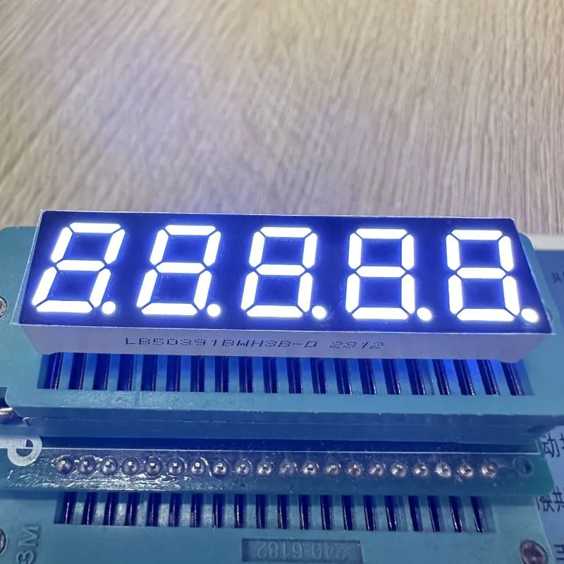 Υπερ-Λευκό 7 Τμήμα LED οθόνη 5 ψηφίων 0,39 ιντσών κοινό άνοδο για ψηφιακό δείκτη 5